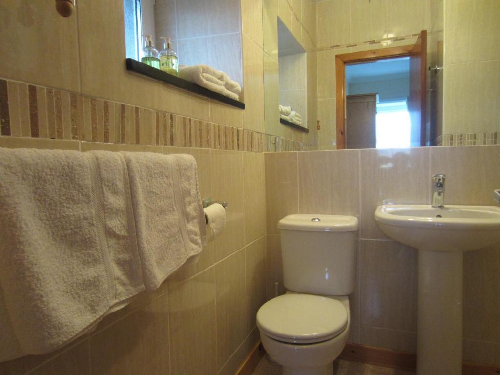 Gwrach Ynys Country Guest House Harlech Phòng bức ảnh